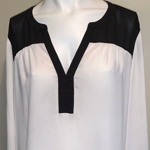 NYDJ Black and White Long Sleeve Blouse